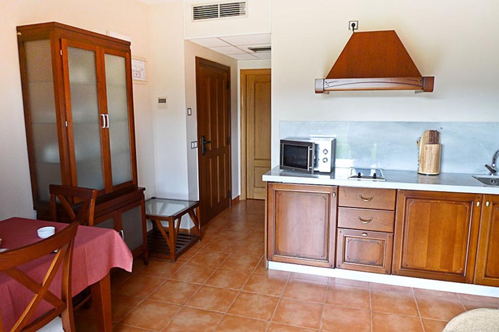 Apartamentos Rurales Antojanes Granda  Ruang foto