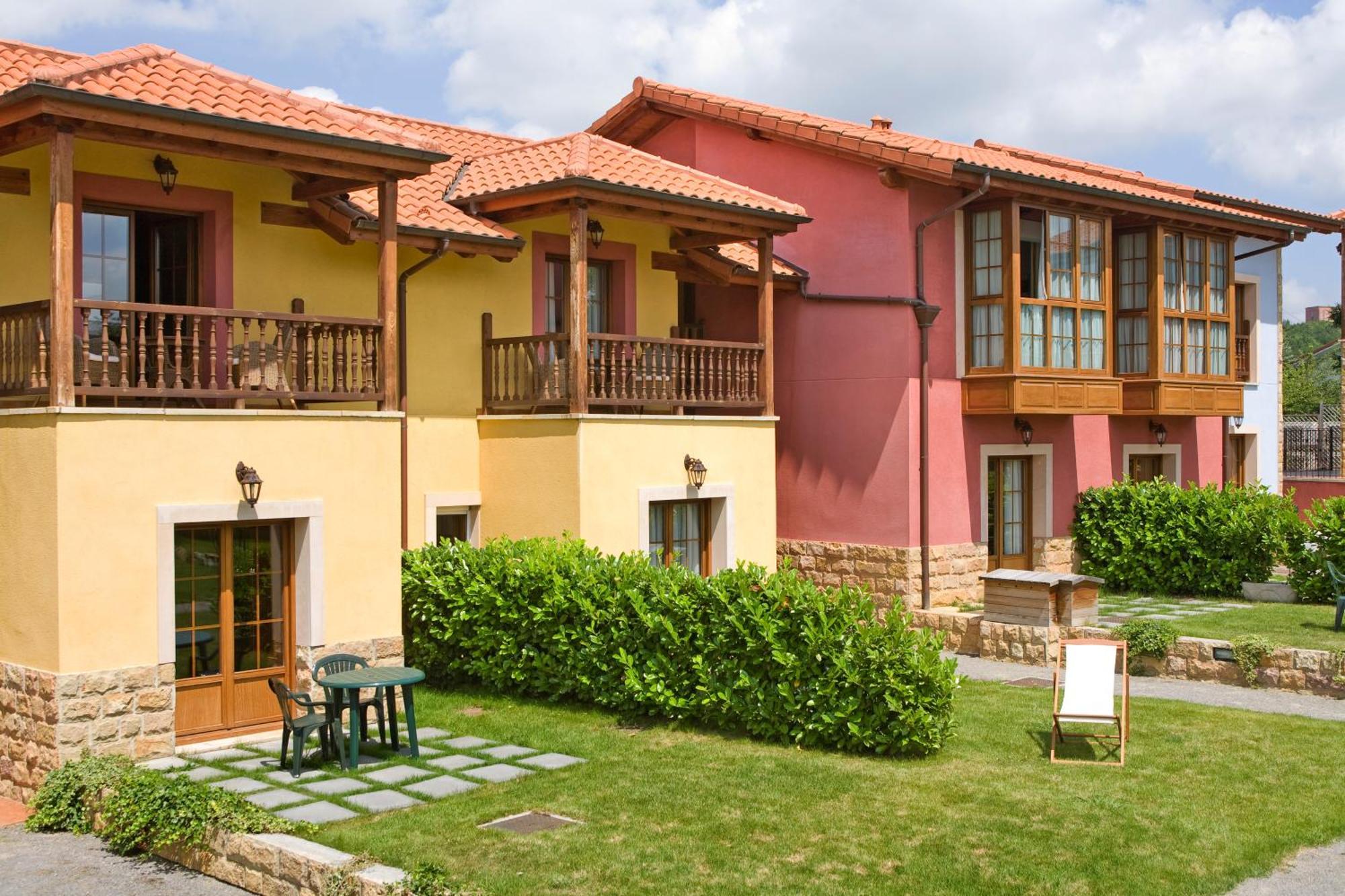 Apartamentos Rurales Antojanes Granda  Bagian luar foto