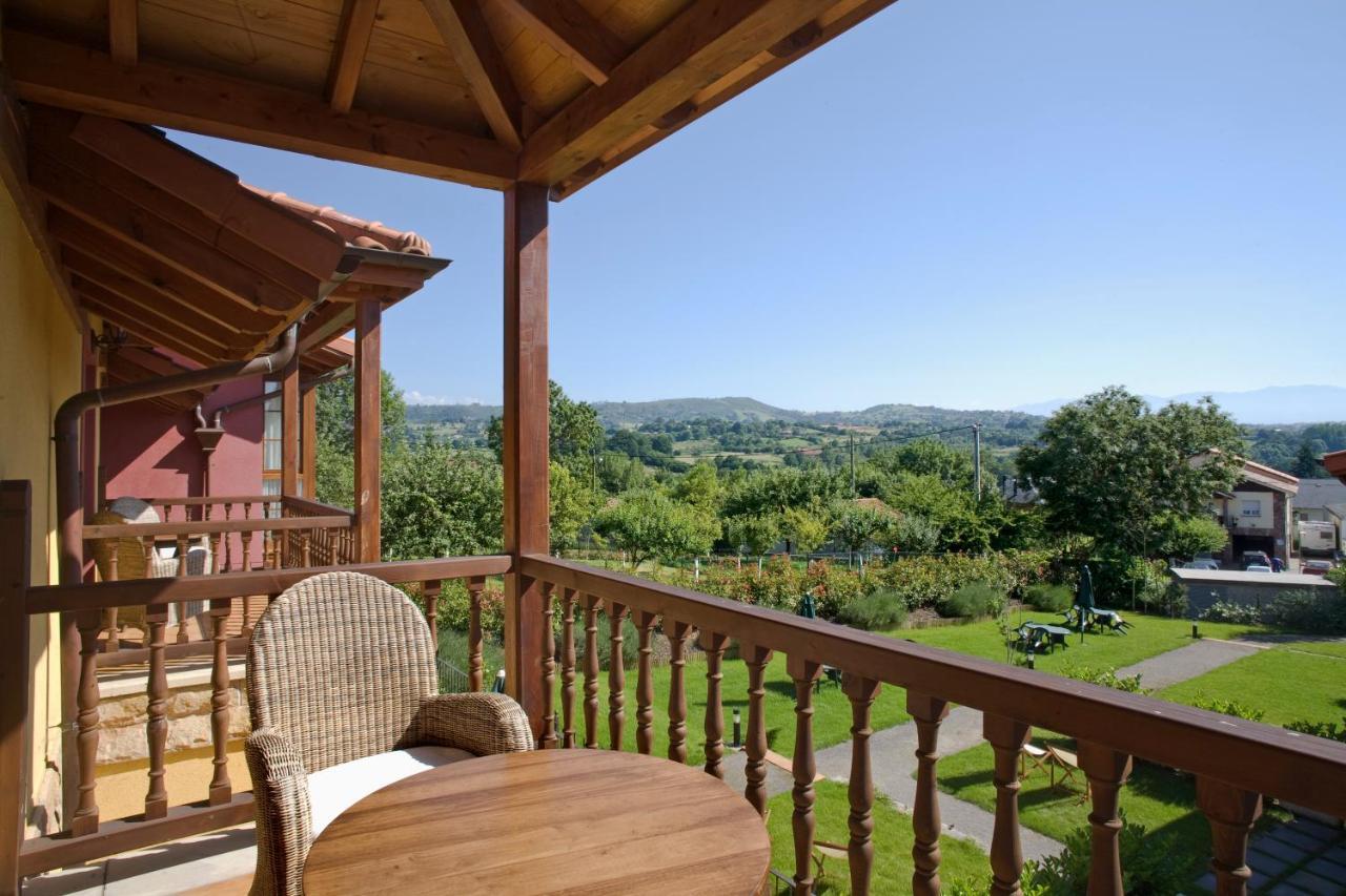 Apartamentos Rurales Antojanes Granda  Ruang foto